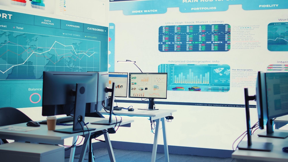 The Hidden Infrastructure Cost of Connector Testing: Why CTOs Are Moving to Lab as a Service?